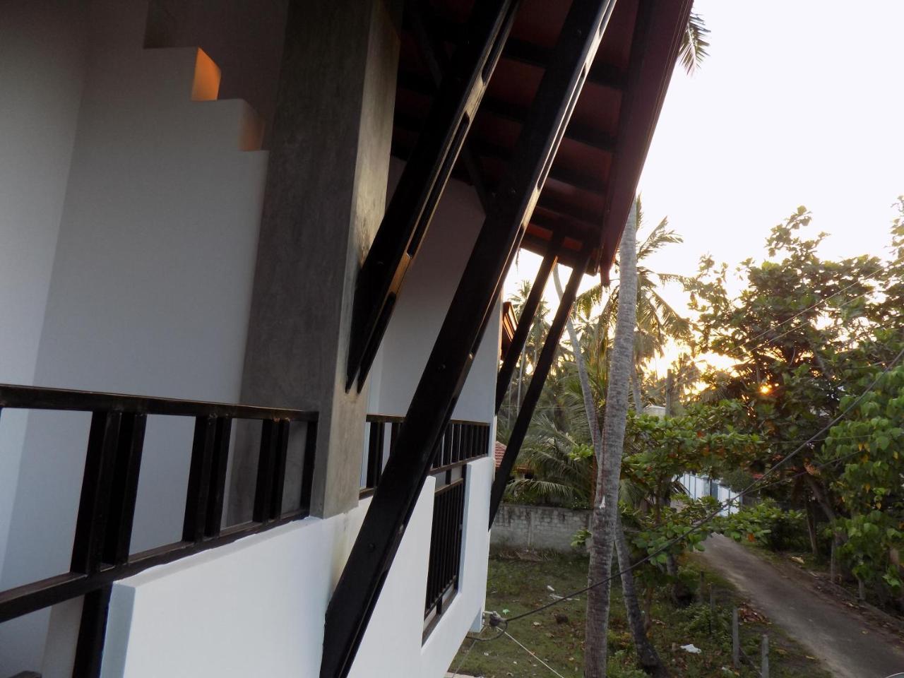 Prosperity Villa Negombo Exterior photo